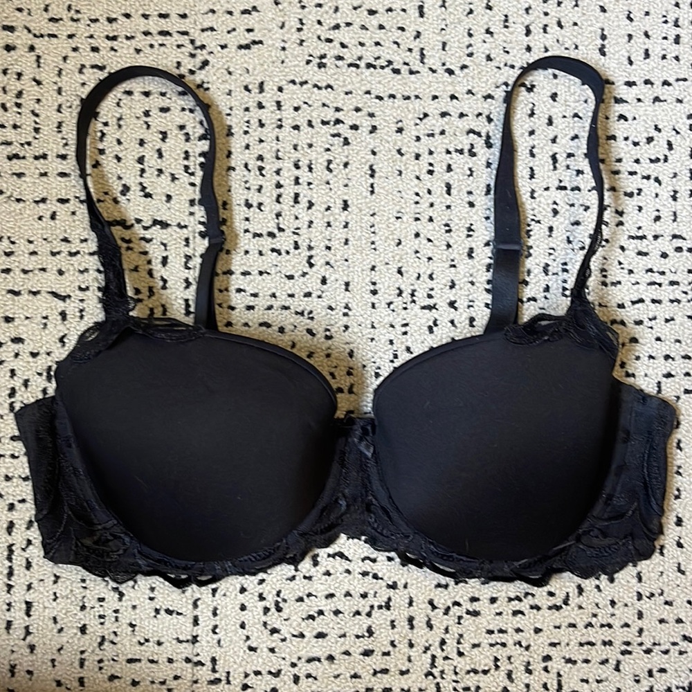 Triumph Modern Finesse Bra 34C- Black
